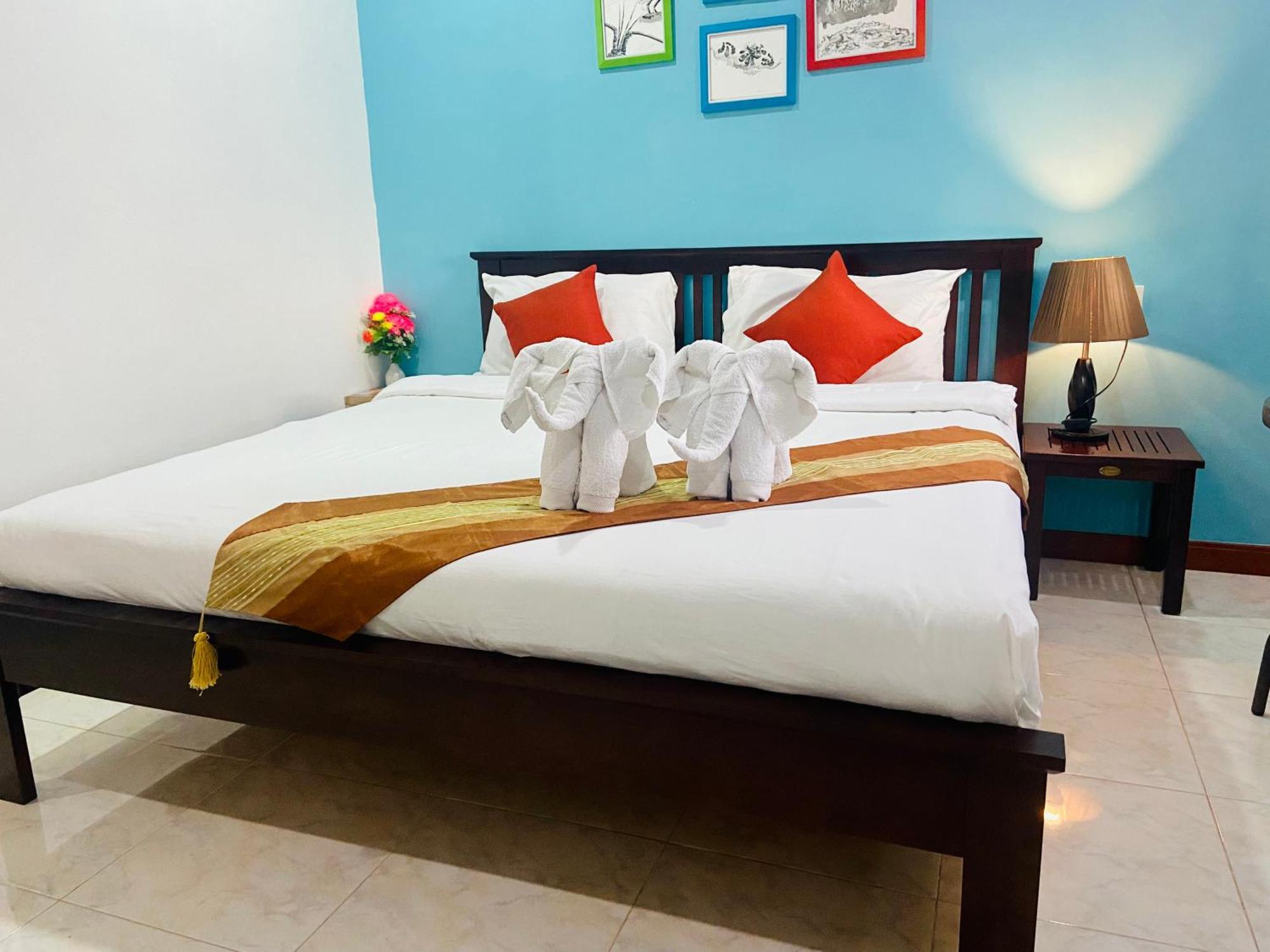 Lanta Grand House Hotel Ko Lanta Exterior foto