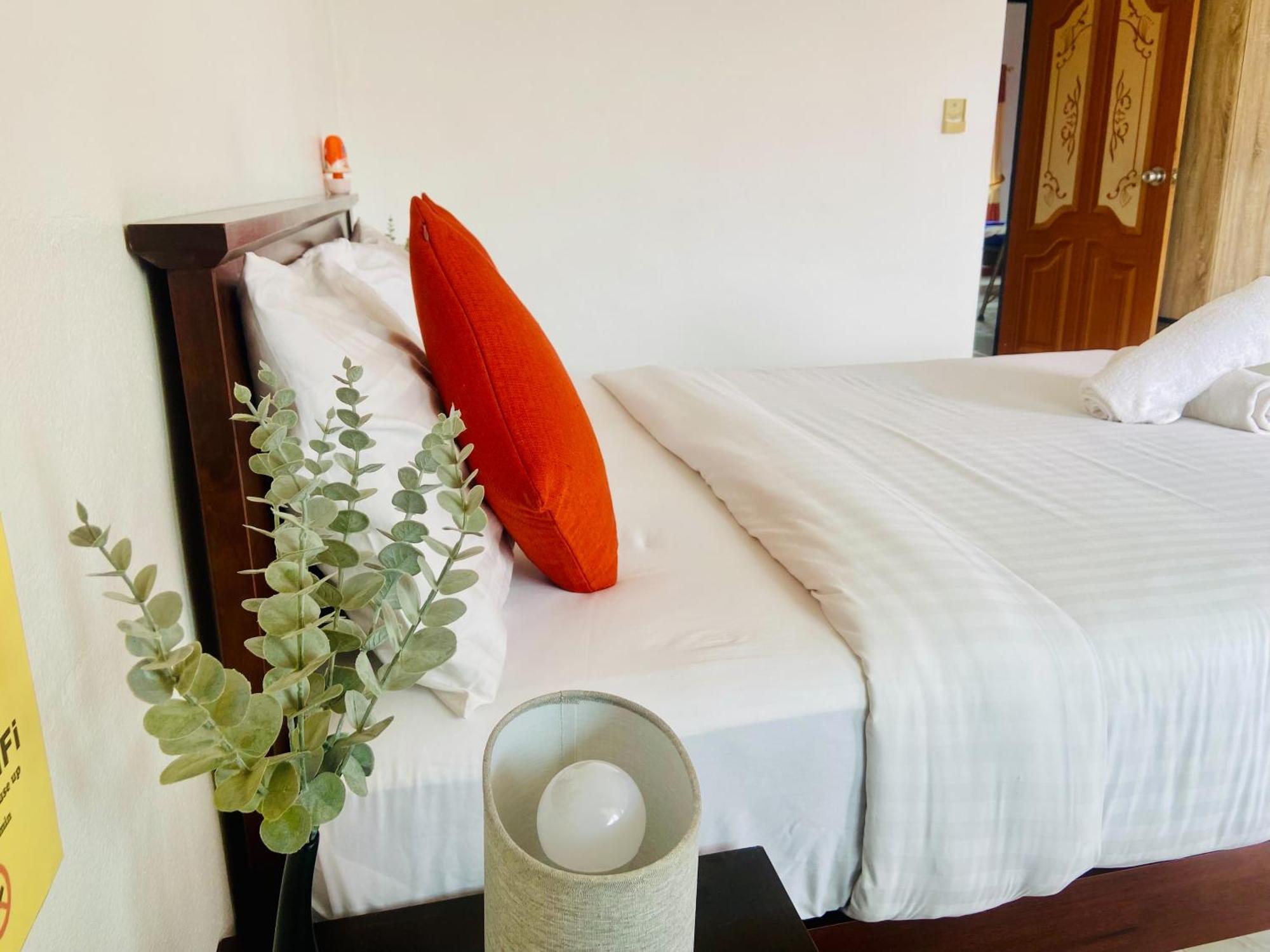 Lanta Grand House Hotel Ko Lanta Exterior foto